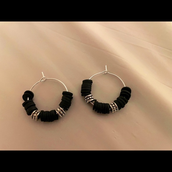 handmade polymer clay bead earrings black and silver.  1 inch silver hoops. - Picture 1 of 1